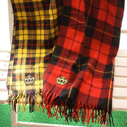 王冠エンブレムタータンチェックマフラー